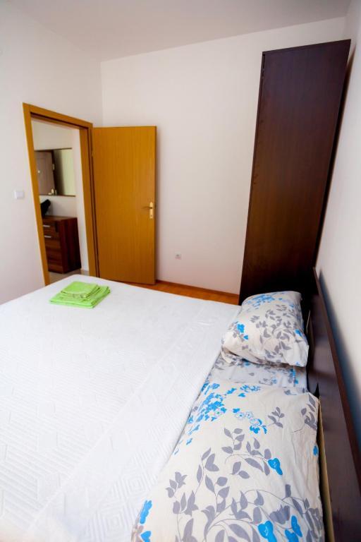 Villa Maria Apartments Kamenari Habitación foto
