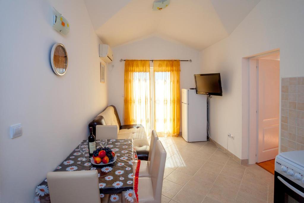 Villa Maria Apartments Kamenari Habitación foto